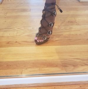 Gucci Shoes - Gucci Lace-up Heels Gucci Shoes - Gucci Lace-up Heels